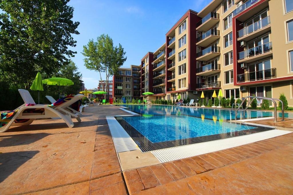 Уютные Апартаменты Vip Park Slantchev Briag Extérieur photo
