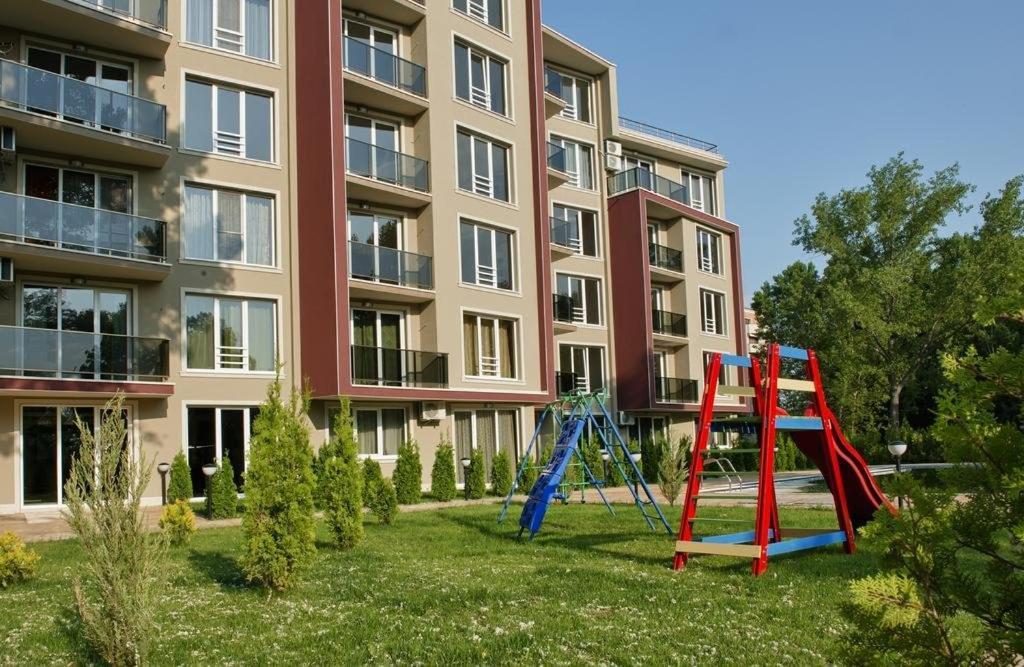 Уютные Апартаменты Vip Park Slantchev Briag Extérieur photo